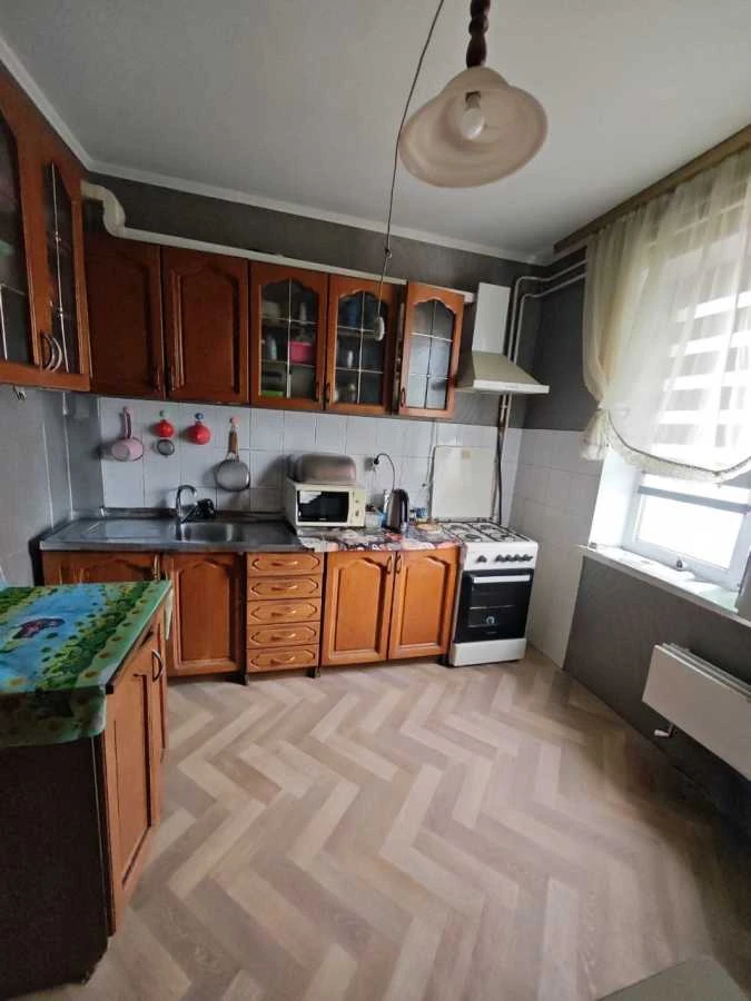 Продається двокімнатна квартира (54 м²) у Києві, Дарницький район