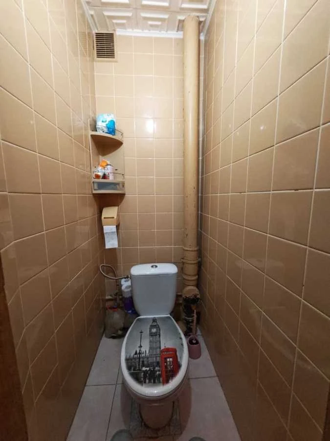 Продається двокімнатна квартира (54 м²) у Києві, Дарницький район