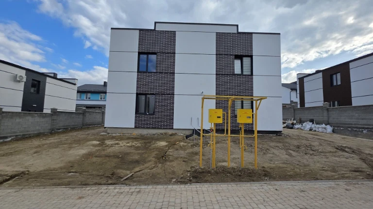 Котедж-двоян 120м² | ГАЗ | Центральні мережі