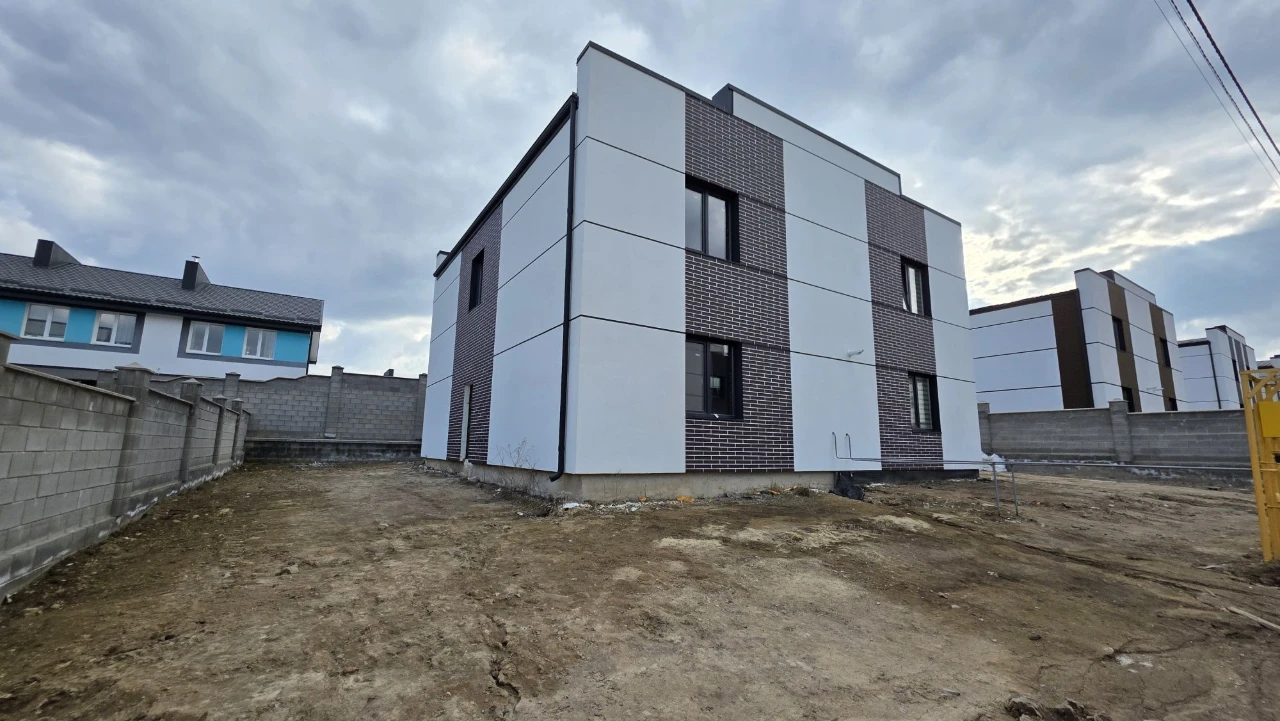 Котедж-двоян 120м² | ГАЗ | Центральні мережі