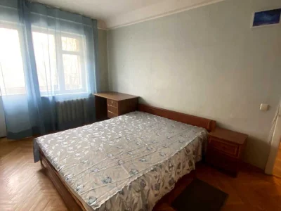 Квартира. Київ, Дегтярівська вулиця