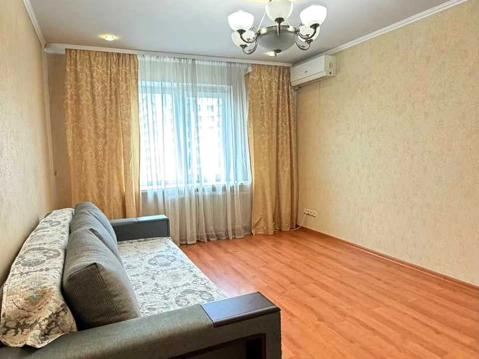 Apartment. Tyraspolskaya st.