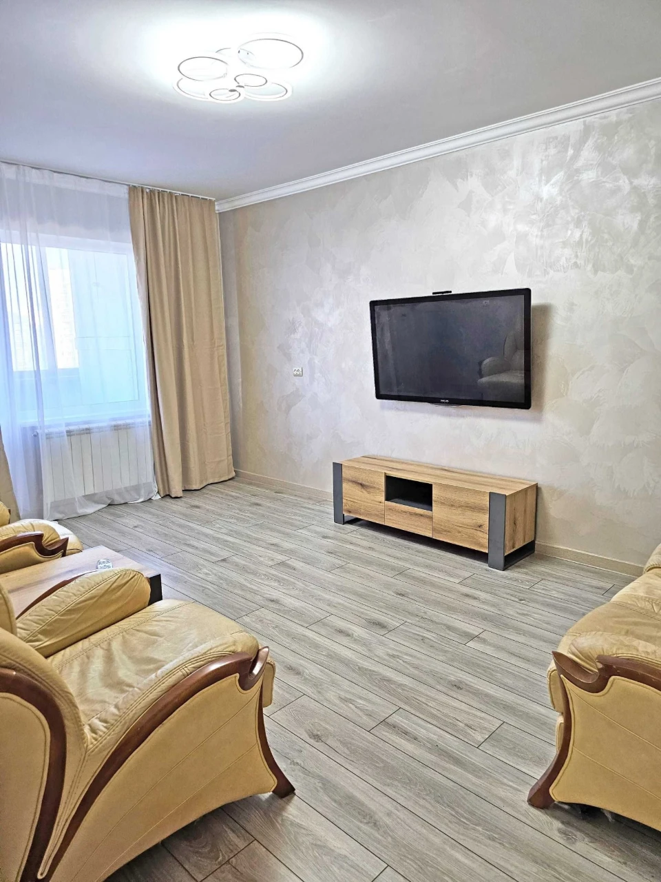 Apartment for Rent - Sribnokilska 14, 3 rooms