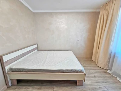 Apartment for Rent - Sribnokilska 14, 3 rooms