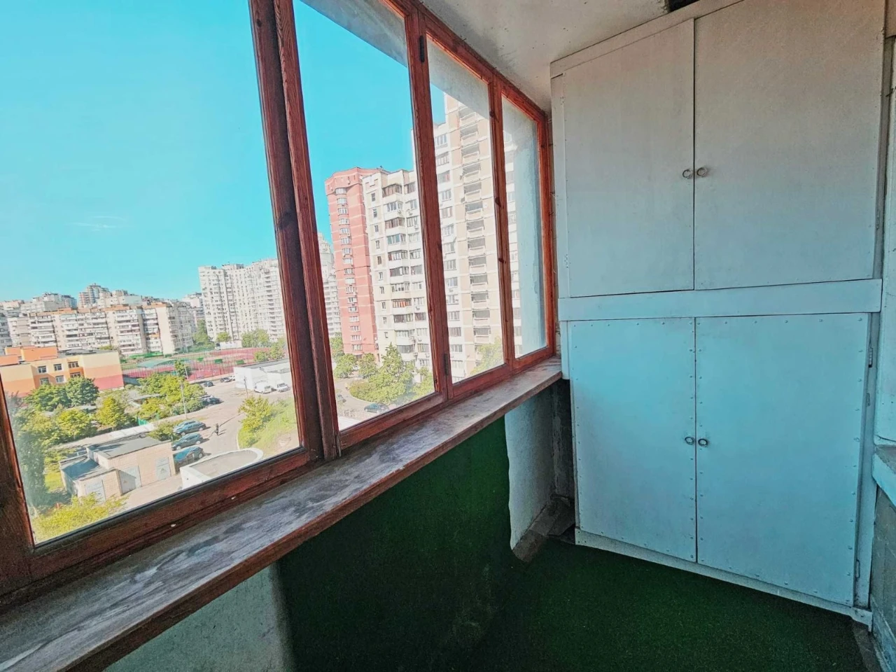 Apartment for Rent - Sribnokilska 14, 3 rooms