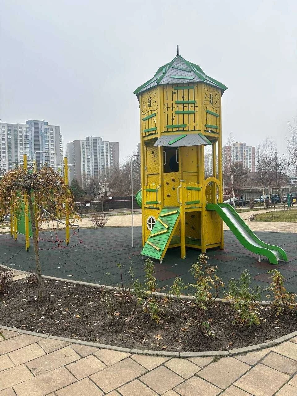 Автономно! ЖК Сирецькі Сади Нивки, Виговського 10-Ж