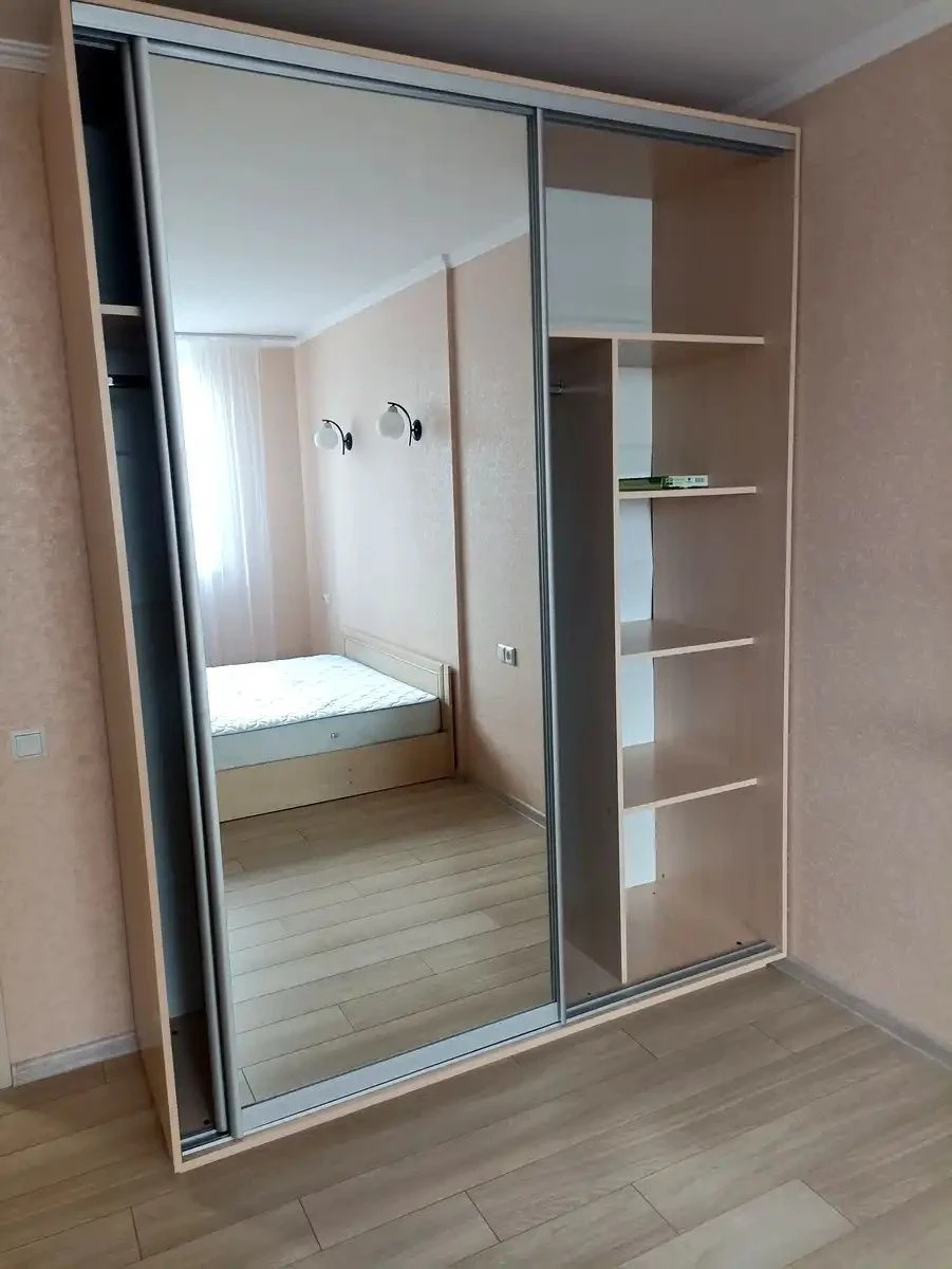 Продаж 1-кімнатної квартири Харківська Позняки вул. Крушельницької