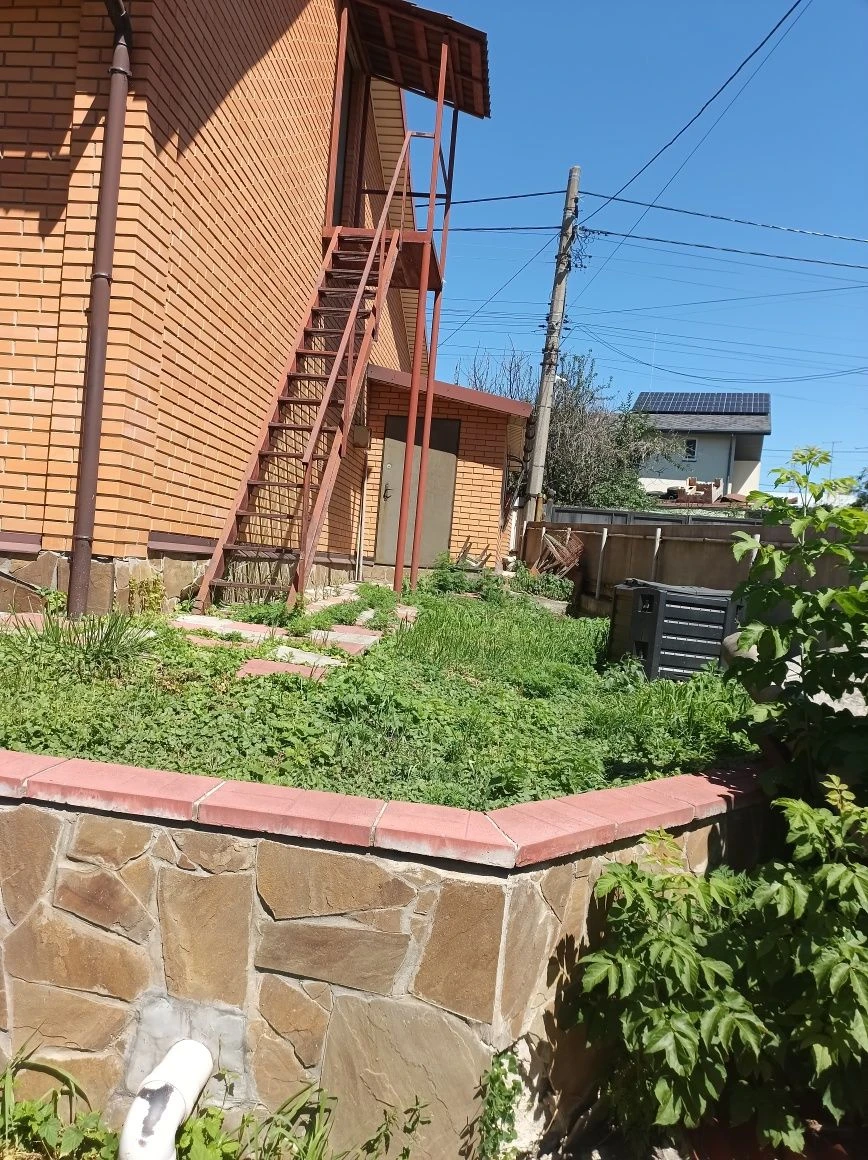 For Sale House on Haydamaцька Street 36