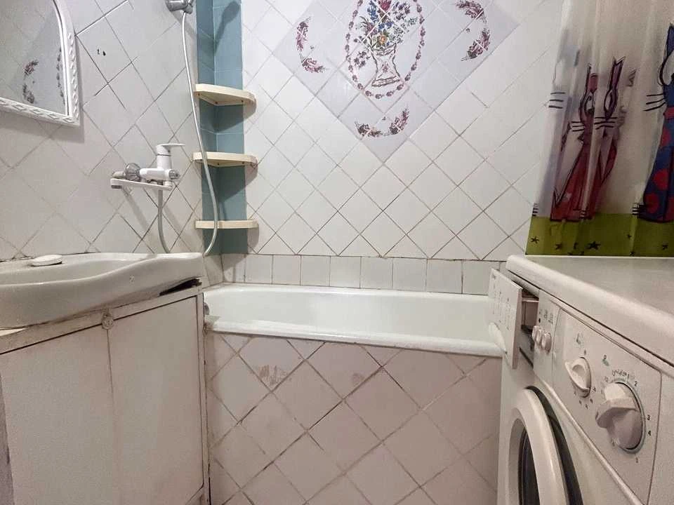 Квартира. Киев, Тростянецкая улица