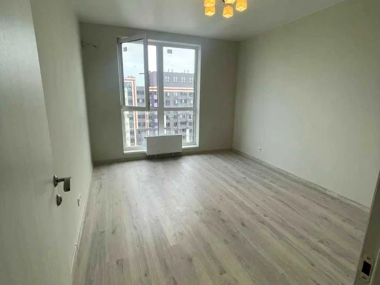 Apartment.  Aviation Street, Sevastopol