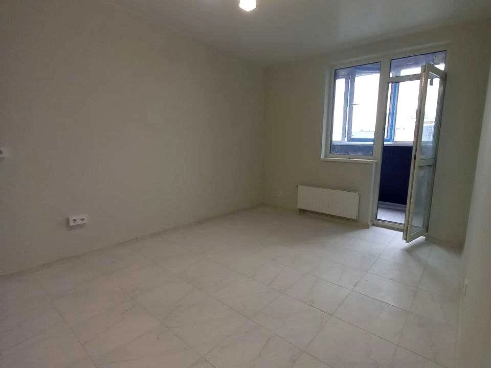 Apartment.  Aviation Street, Sevastopol