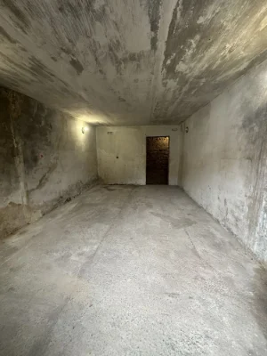 For Sale: Garage, Warehouse, Premises on Sabarivske Shose