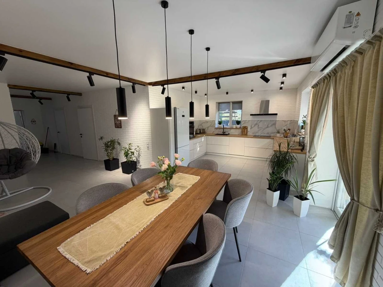 HOUSE BY THE FOREST, WORTH SEEING! New construction 136m2 with a
