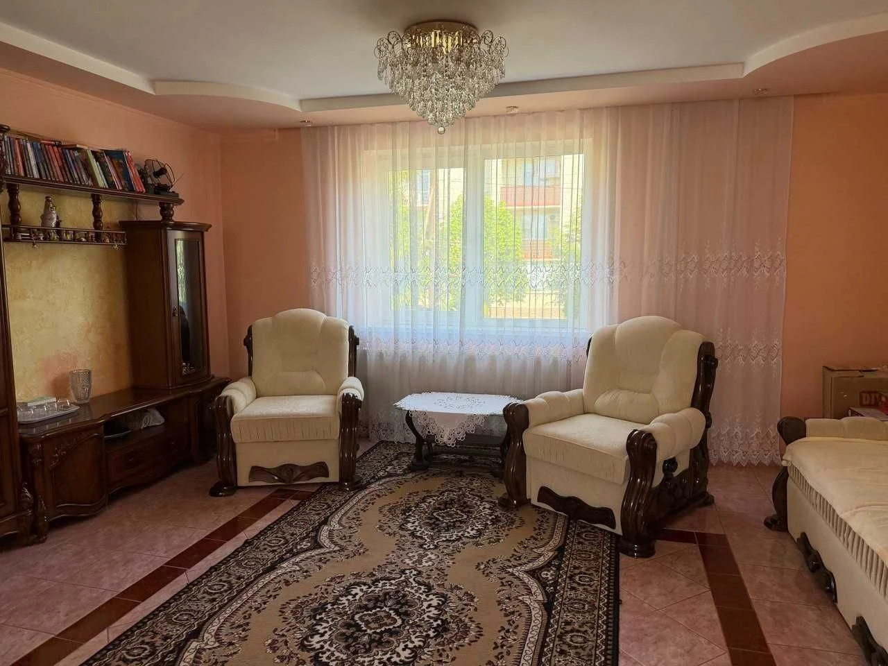 House for Sale in a Cozy Area of Uzhgorod