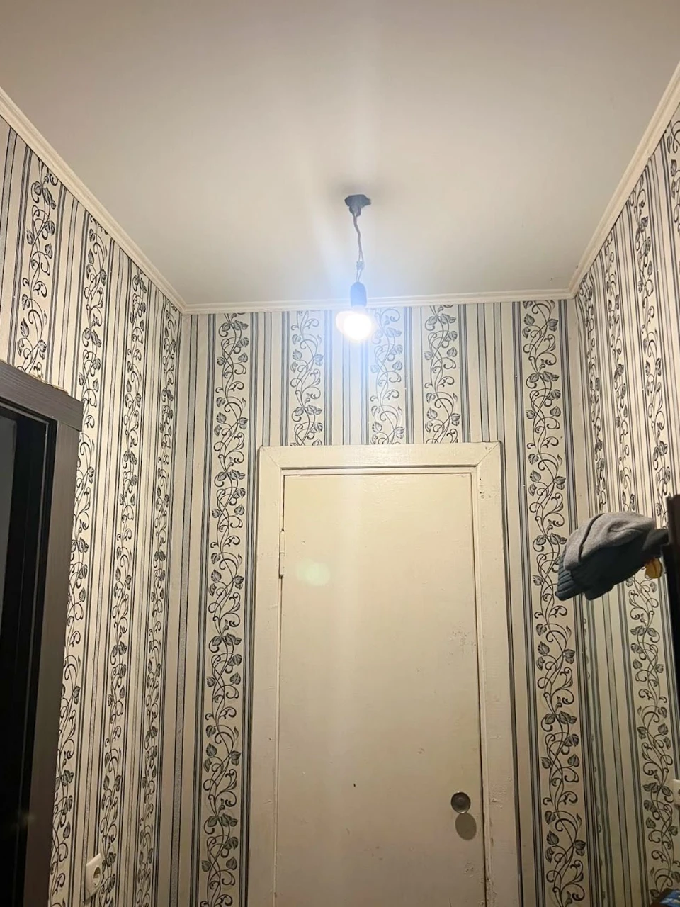 1 room apartment 40m2. APARTMENT, Center, ЦУМ, Kyivska 6.
