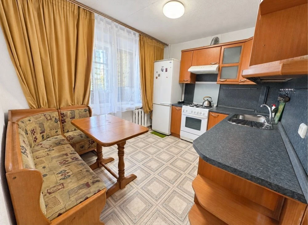 Сдается квартира 77 м2/ Соловцова, 3/ Ботанічний сад Гришка/
