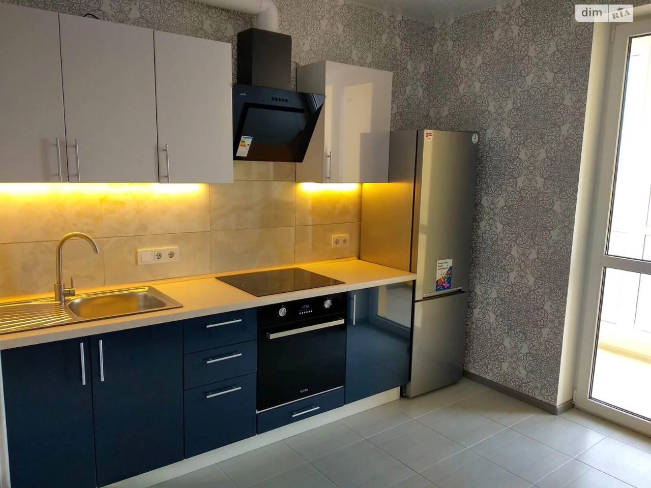 Long-Term Rental Apartment, Poczynki