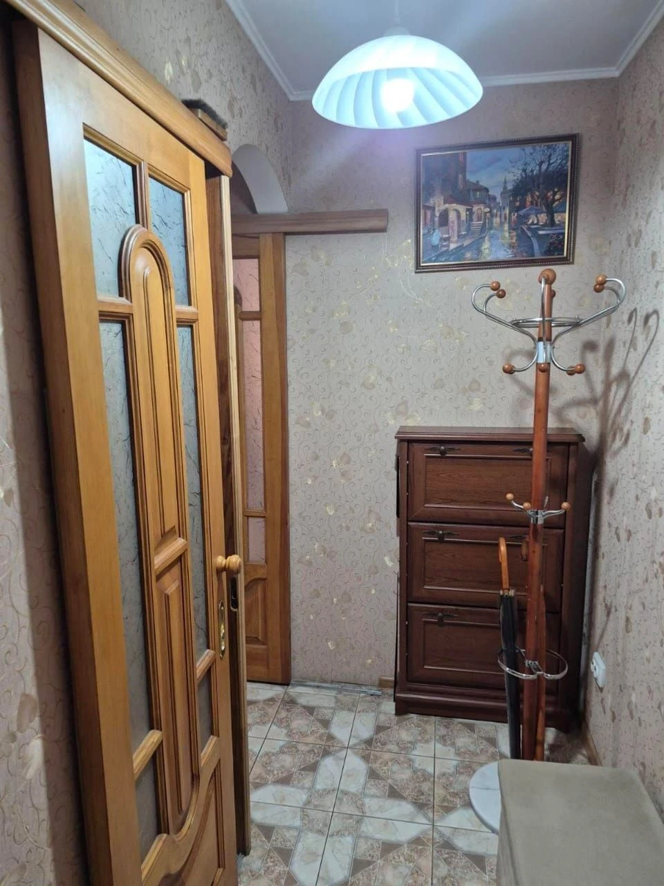 Apartment for Sale: 2-room apartment, renovated, Vishesenka 600 Letya