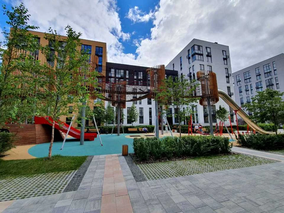 Квартира. Киев, Салютная улица