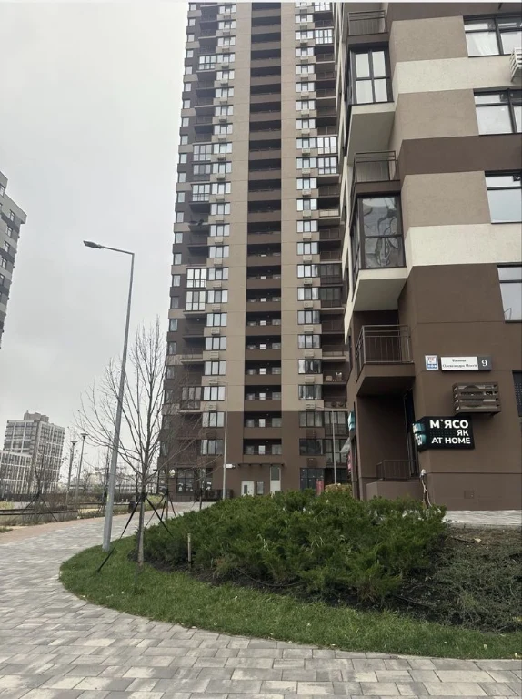 Продаж 2-х кімнатна Варшавський-2. Власник. Держ. Програми
