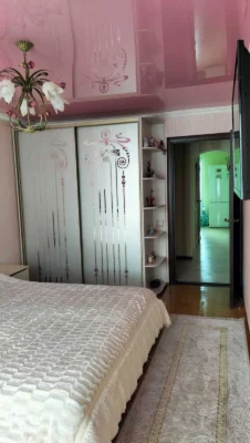 For Sale: 3-room apartment with renovation and furnishings