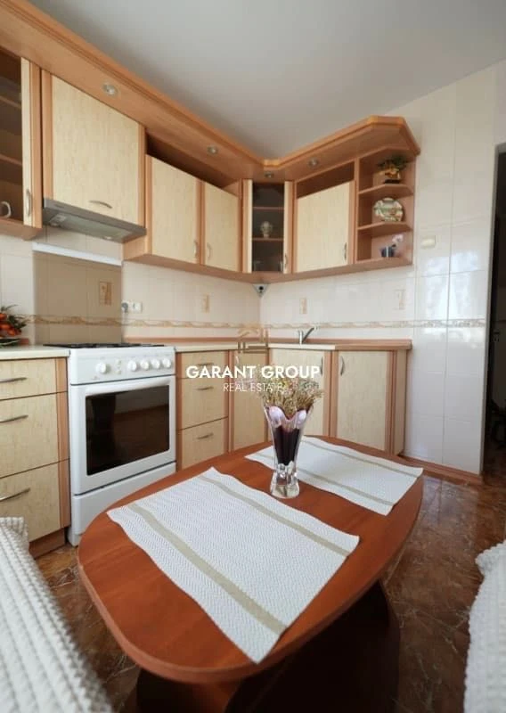 Two-bedroom apartment near the sea in Kyiv district