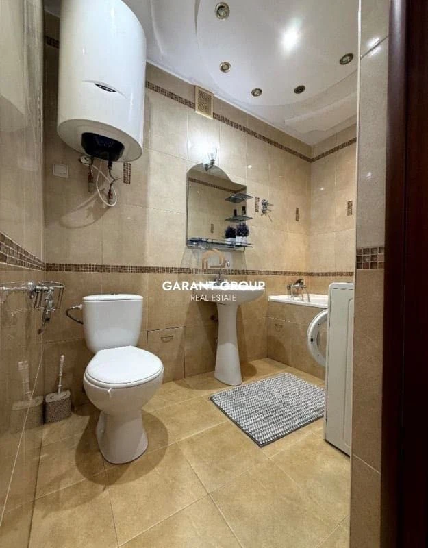 Two-bedroom apartment near the sea in Kyiv district