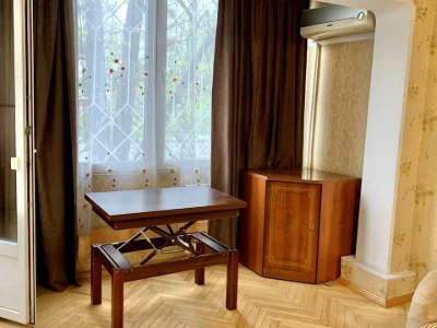 Квартира. Київ, Амвросія Бучми бульвар.