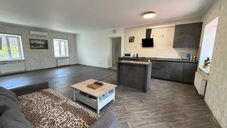 Private house for sale in Druzhny Village
