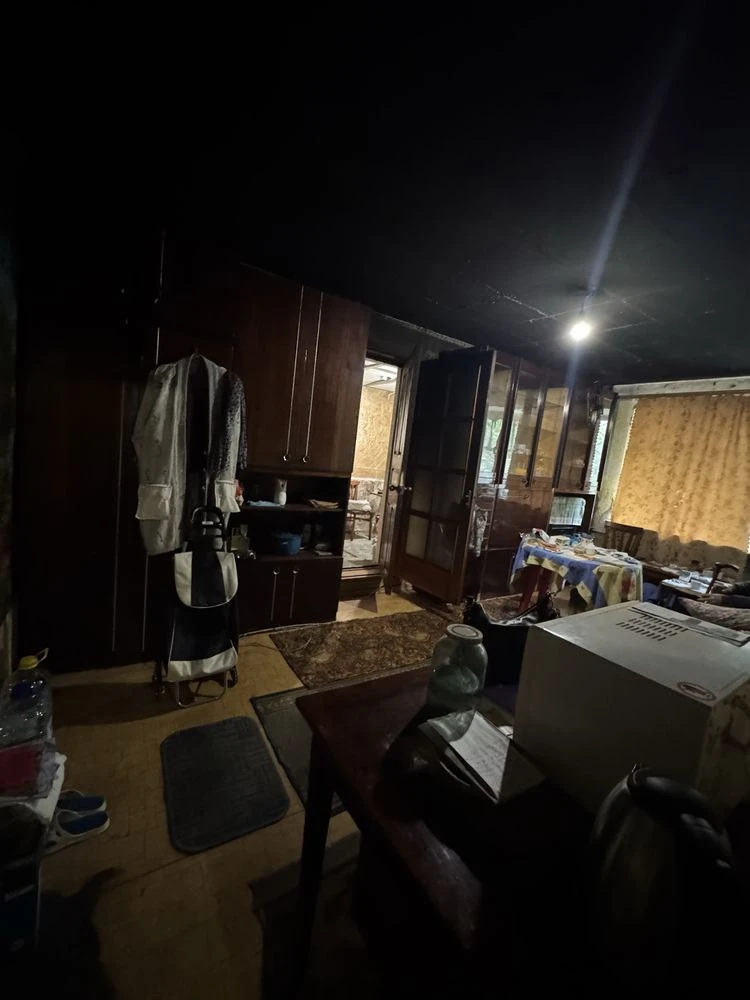 One-room apartment for renovation sale