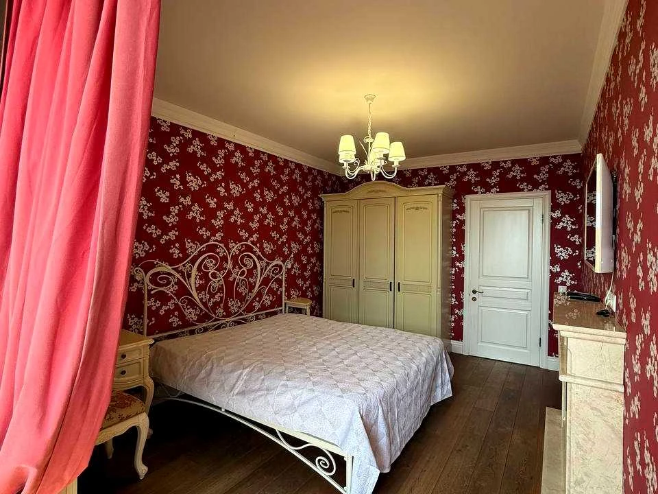 Apartment. Cadet Hay, вул.