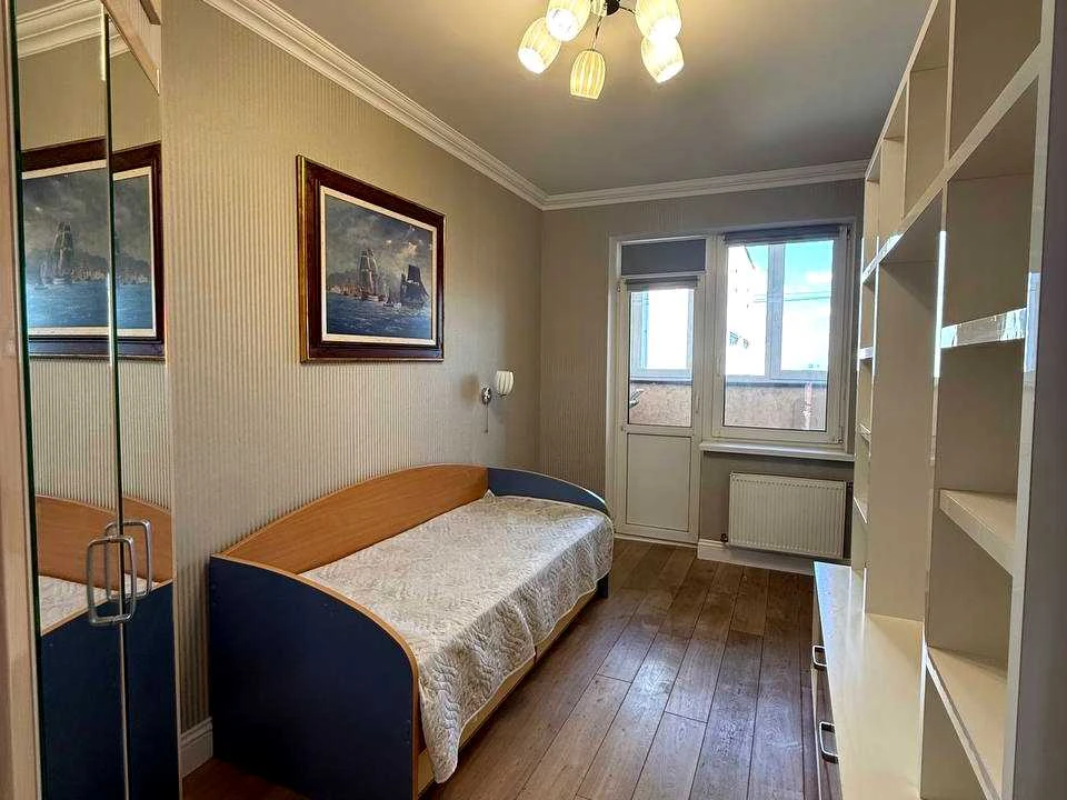 Apartment. Cadet Hay, вул.