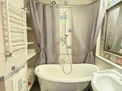 Apartment. Cadet Hay, вул.