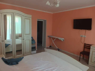 1 room apartment renovated on Gen. Bocharyova Street