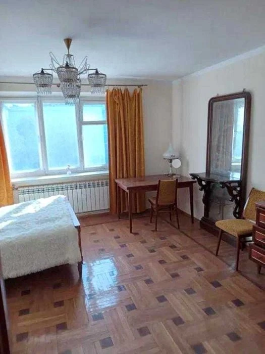 Продам 2-к квартиру, 53 кв.м, 4/9 эт, кирпичный спецпроект,