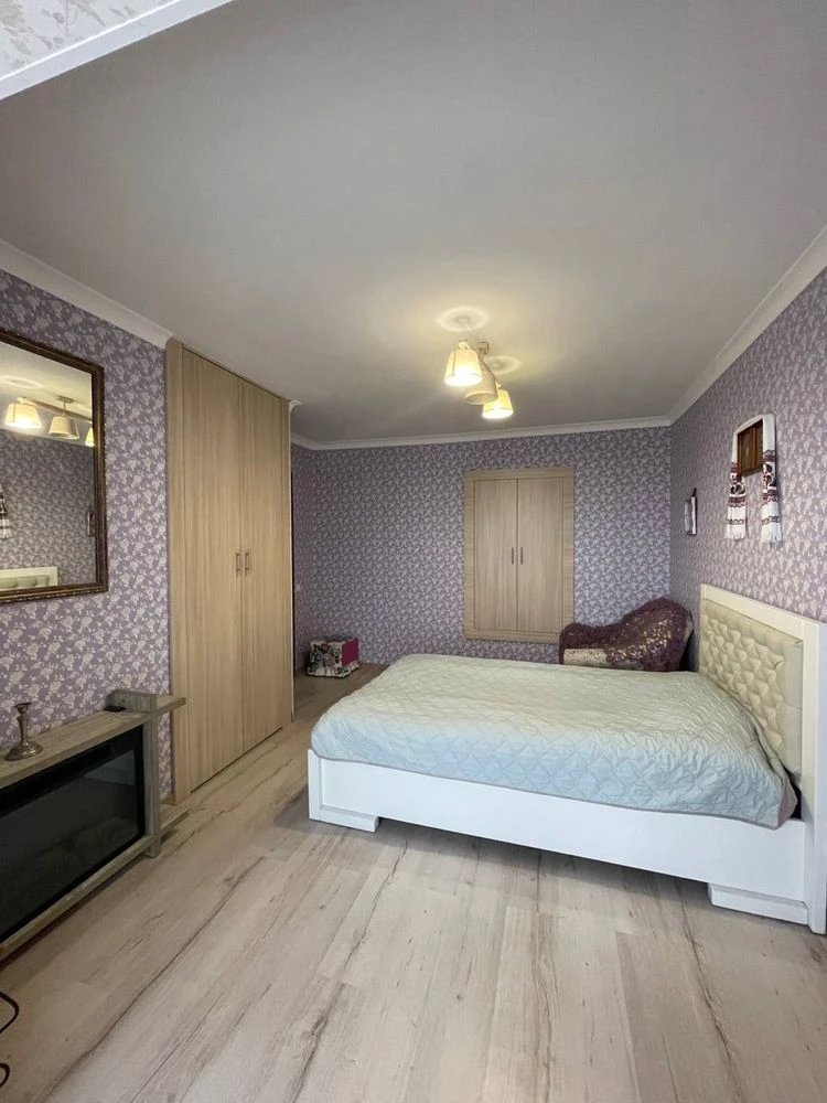 Sale of a 3-room apartment with autonomous heating
