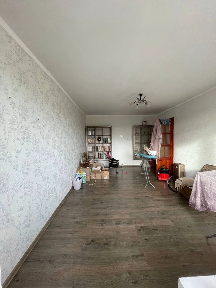 Sale of a 3-room apartment with autonomous heating