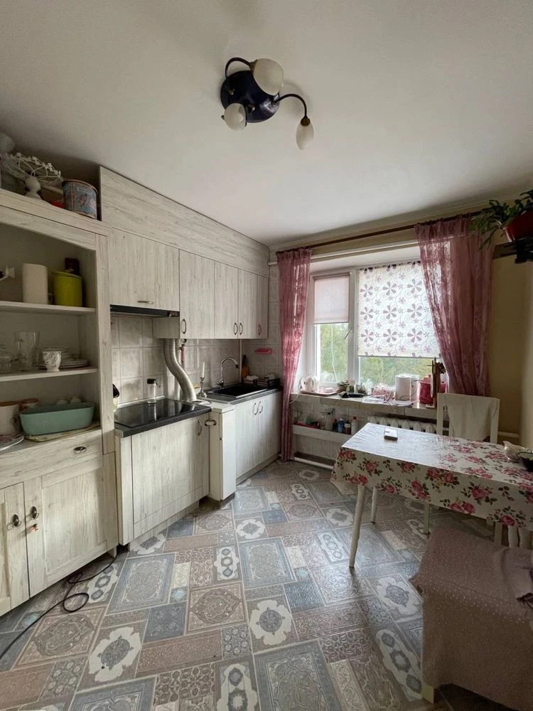 Sale of a 3-room apartment with autonomous heating