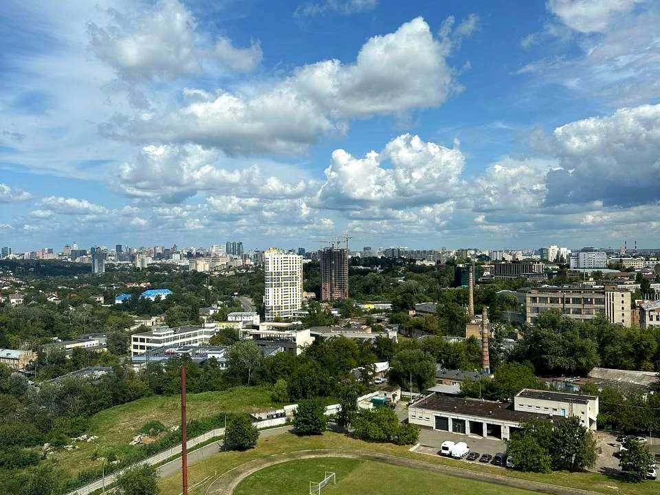 Квартира. Київ, Михайла Максимовича вул.
