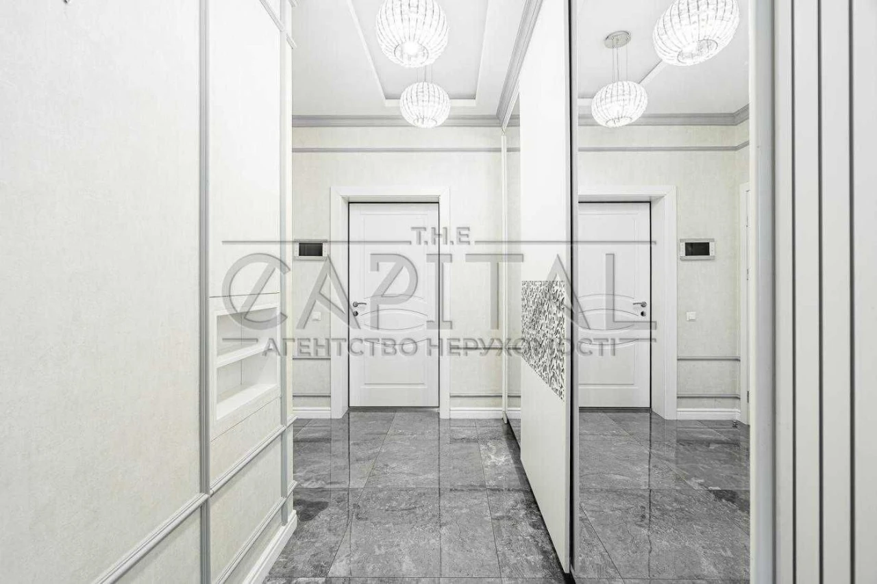 Оренда 4-кімнатної квартири 140 м2 в Royal Tower, Саксаганського 37к