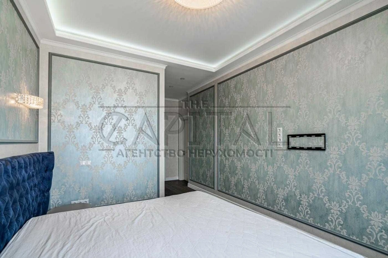 Оренда 4-кімнатної квартири 140 м2 в Royal Tower, Саксаганського 37к