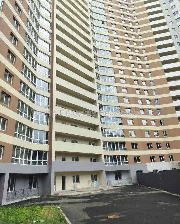 Sale of a 1-bedroom apartment 40 sq.m. in the Family & Friends residential complex, Kyiv, 14