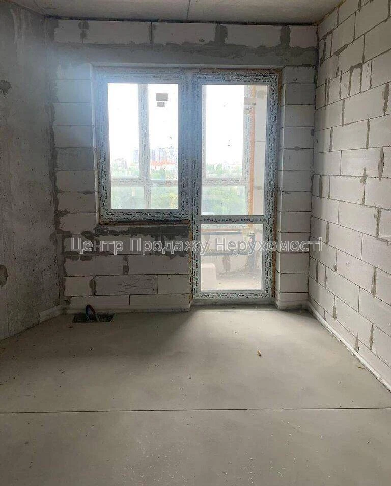 Sale of a 1-bedroom apartment 40 sq.m. in the Family & Friends residential complex, Kyiv, 14