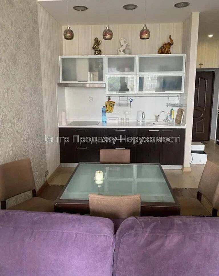 Sale of a 2-room apartment, 60 sq m, 14/25 floors, "Pory Roku" residential complex, Kyiv.
