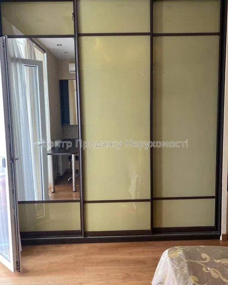 Sale of a 2-room apartment, 60 sq m, 14/25 floors, "Pory Roku" residential complex, Kyiv.