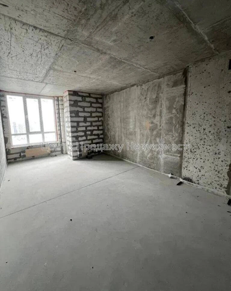 Sale of a 1-bedroom apartment 32 sq.m., 24/26 floor, Kahovska residential complex, Kyiv