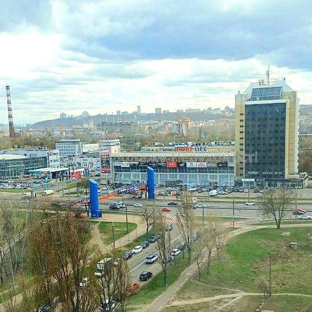 Продаж однокімнатної квартири в Києві, 52 м², 12-й поверх / 23-й