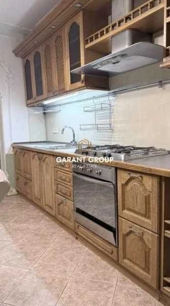 3-кімнатна квартира / вулиця Академіка Корольова / 70 м²