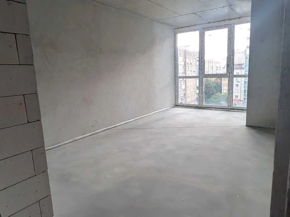 Apartment. Ivano-Frankivsk, Hnat Hotkevych Street