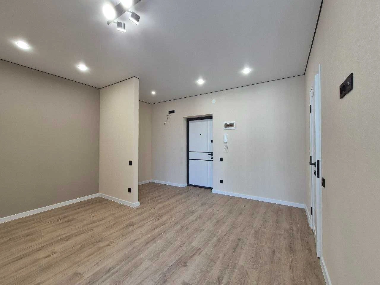Apartment for Sale: One-bedroom apartment, Brailka, Pelustkovy 6/9 floor, 41 sq m